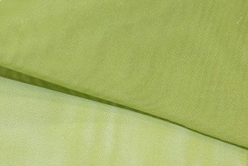 Ткань вуаль TIA шир.280см, 52г/м², 100%ПЭ, цв. 043 зеленый рул.25-30м