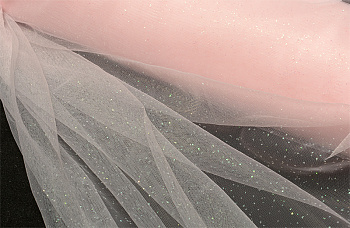 Фатин с глиттером средней жесткости блестящий арт. G.TRM.057 шир.150 см, 100% ПЭ уп.50м цв.57 св.розовый