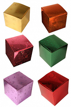 Коробка гологр. 133/90 куб ( 16х16х16см )