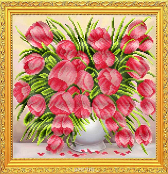 Набор для вышивания бисером СЛАВЯНОЧКА арт. НК-3108 Нежные тюльпаны 28х38 см