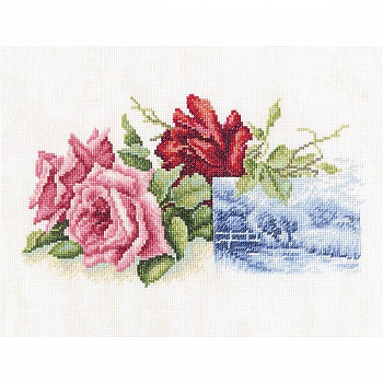 Набор для вышивания РТО арт.M518 Миниатюра с розами 27х17 см