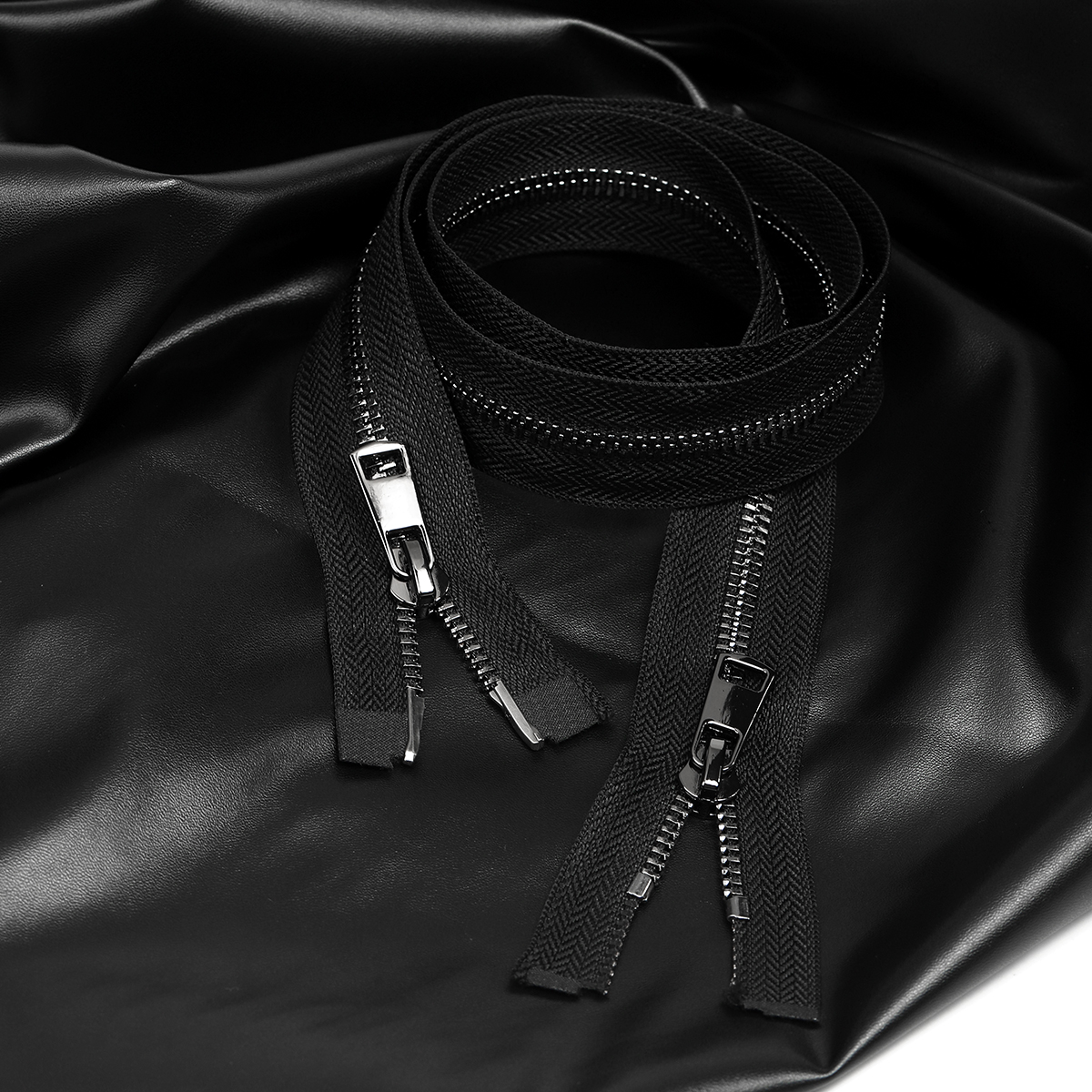 Купить Молния MaxZipper мет. Титан №5 2 замка черный никель 110см цв.F322  черный уп.1 шт оптом по цене 219 р