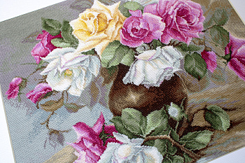 Набор для вышивания LUCA-S арт. B587 Ваза с розами 38х31 см