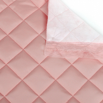 Ткань стежка ниточная Dewspo TBY Ромб 5,5см 100%пэ 230г/м2 150см розовый S811 рул.30-50м (не серия)