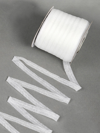 Лента Idealtex нитепрошивная клеевая по косой с нитью 10мм 45г/м² в инд.упаковке белый 5710W рул.100м