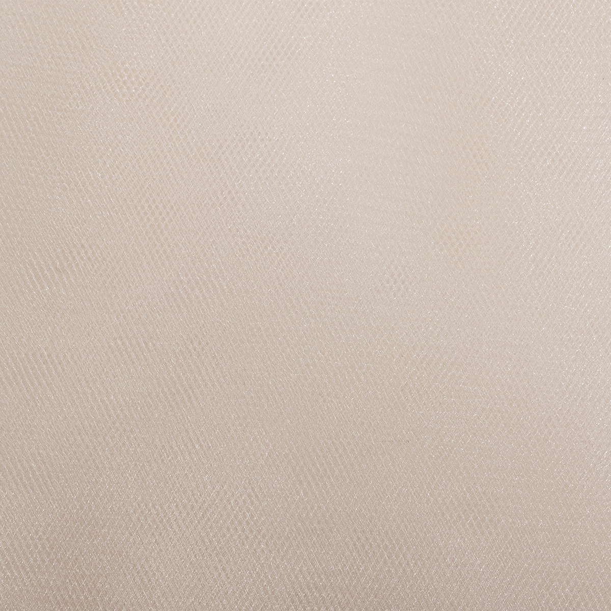 Фатин Кристалл средней жесткости блестящий арт.K.TRM шир.300см, 100% полиэстер цв. 06 К уп.50м - св.персиковый