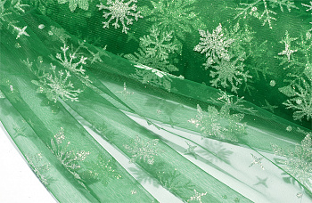 Фатин с глиттером средней жесткости блестящий арт. GW.TRM.034 шир.150 см, 100% ПЭ уп.50м цв.34 зеленый