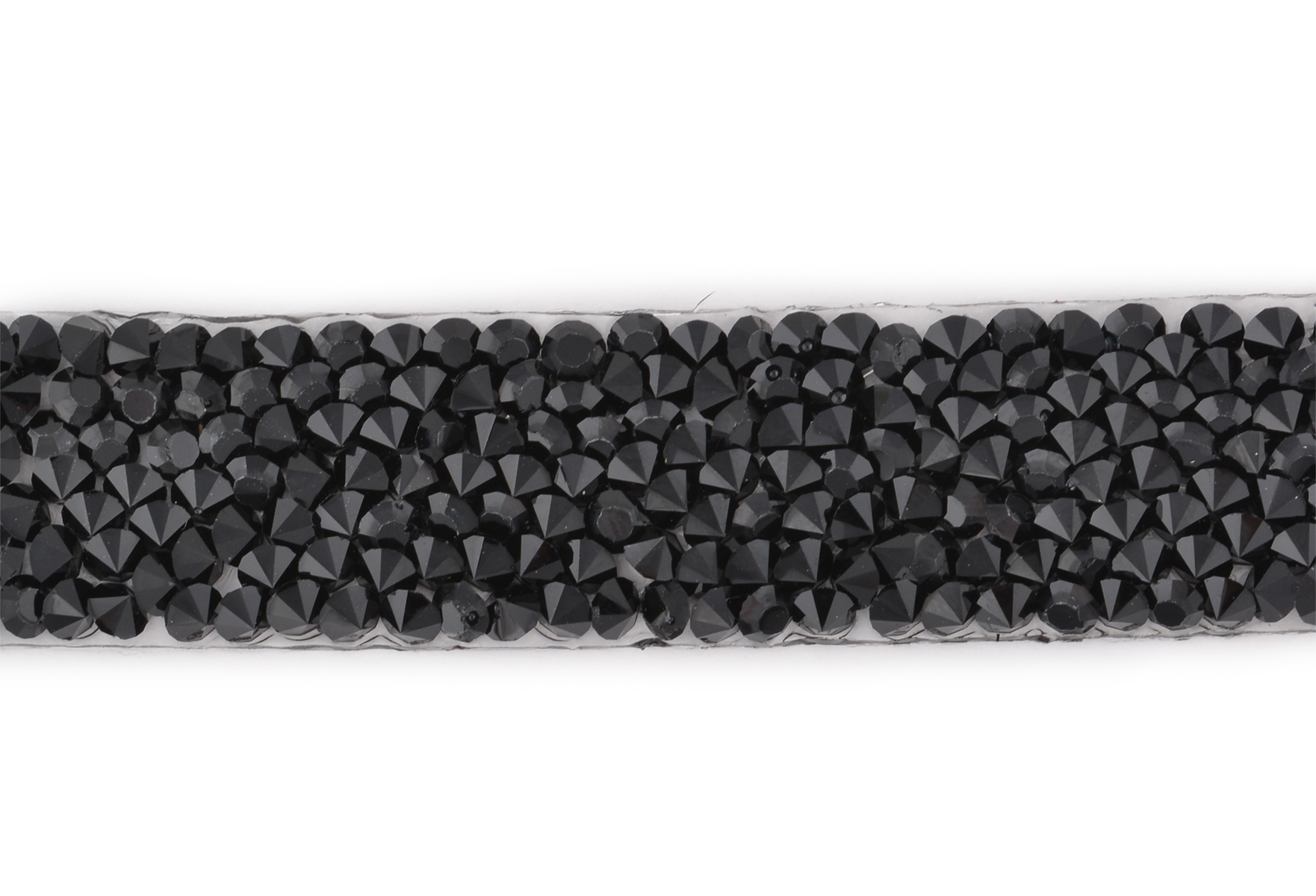 Тесьма термоклеевая со стразами и бусинами арт.TBY-S24.1 цв.черный 1,5 см уп.4,57м