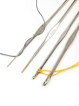 Набор крючков для вязания Maxwell Gold односторонние с золотой головкой арт.MAXW.38641 (0.9 мм/ 1.4 мм/ 2.25 мм/ 3.25 мм)