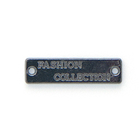 Лэйбл металлический Fashion Collection арт.UF.157.SM 26х7мм цв.никель черный уп.50шт